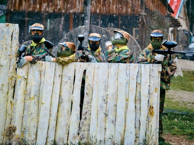 Bouclier rigide ou souple pour masque de paintball