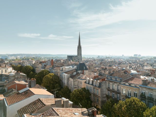 Pourquoi Bordeaux est la destination idéale pour un team building réussi ?