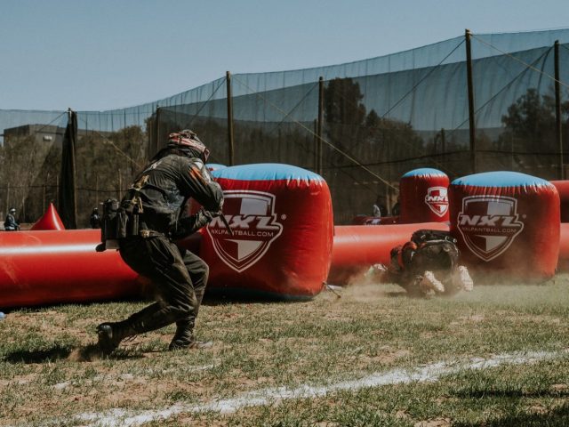 Tactiques simples pour débuter en scénario paintball
